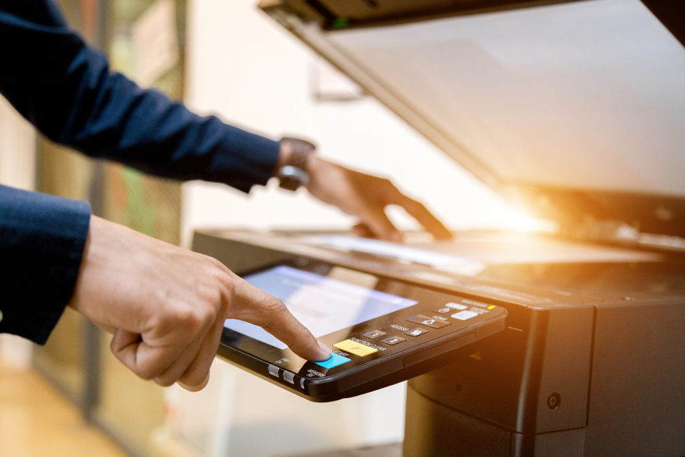 Bussiness,Man,Hand,Press,Button,On,Panel,Of,Printer,,Printer